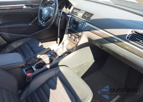 2017 Volkswagen Passat 1.8T Sel Premium из США, поврежденный, VIN 1VWCT7A36HC083267